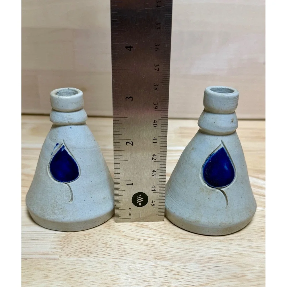 Williamsburg Pottery Salt Glaze Stoneware Blue Leaf Candle‎ Holder Pair VA USA